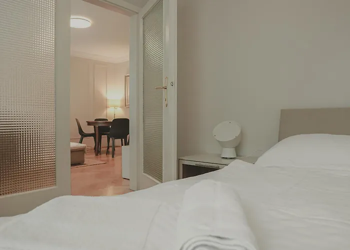 Heymi Schwedenplatz Apartament Wiedeń